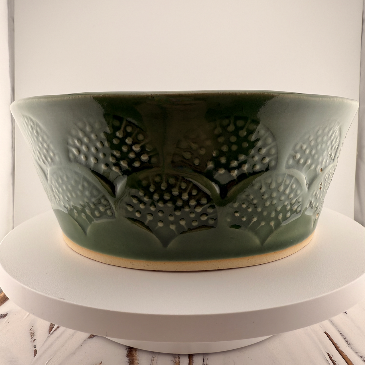 Green Orchard Medium Serving Bowl