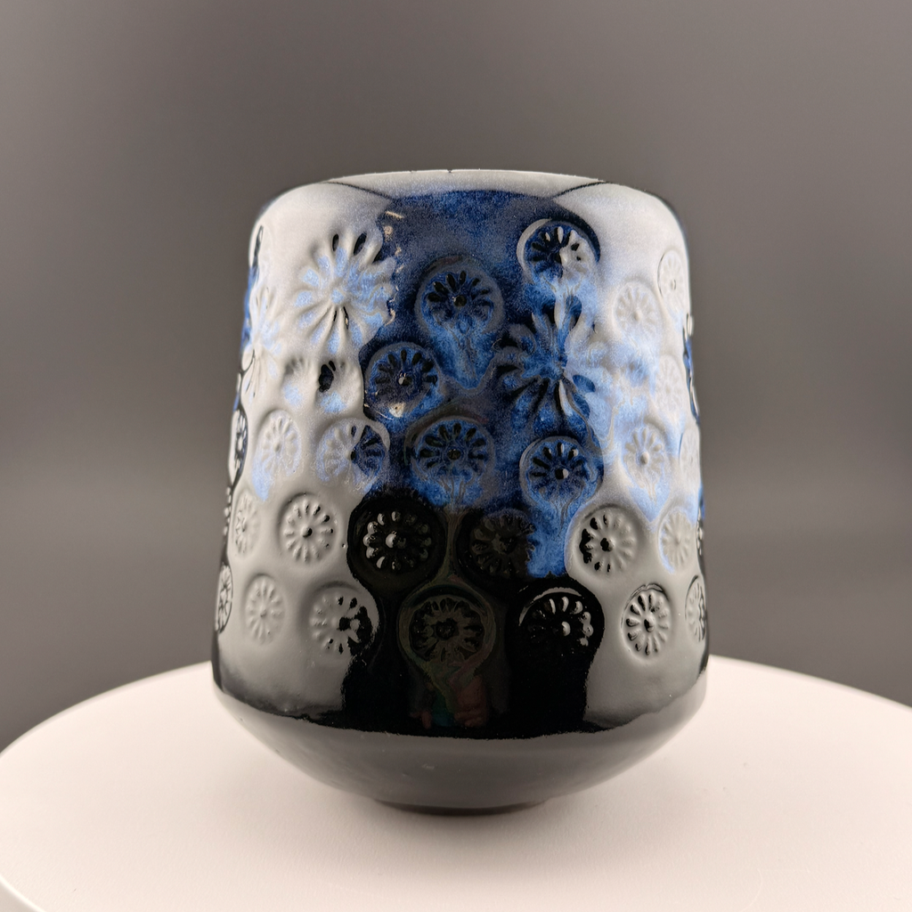 Electric Blue Daisy Mug