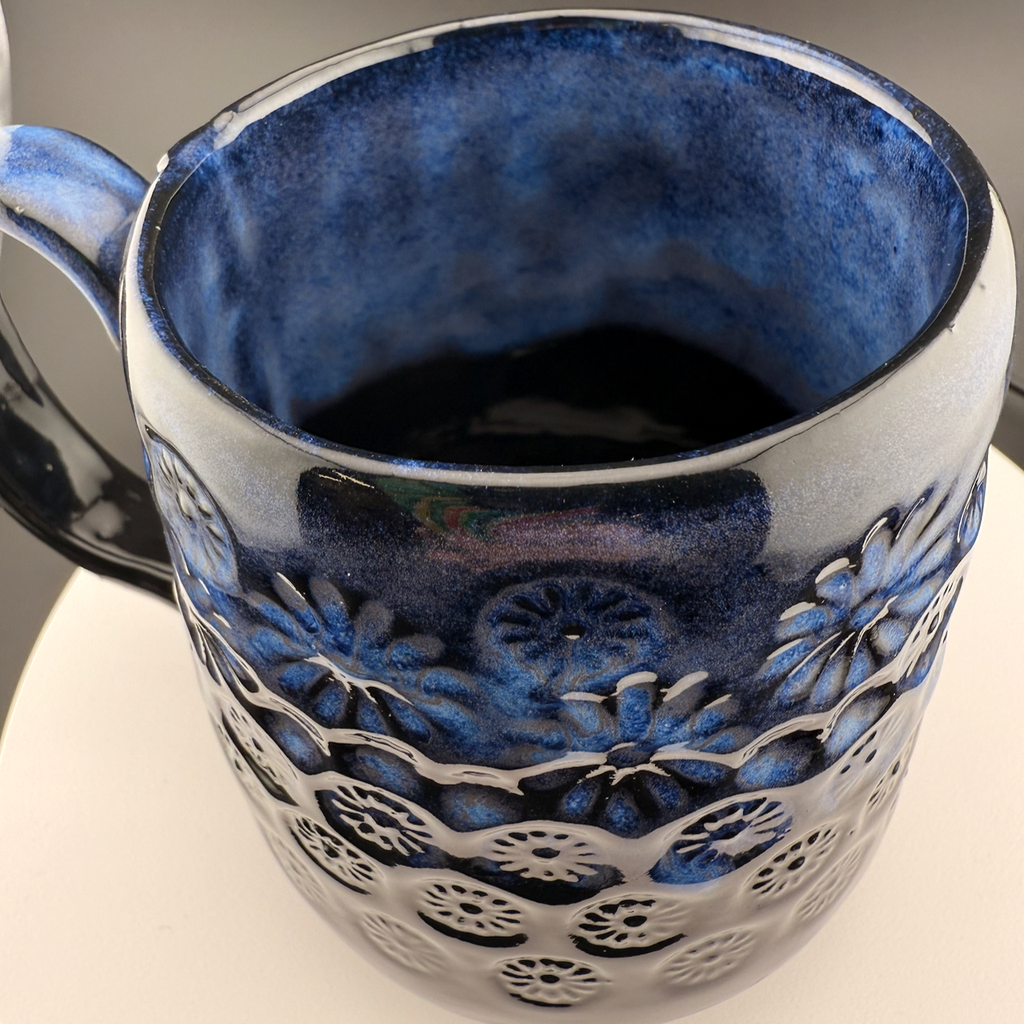 Electric Blue Daisy Mug