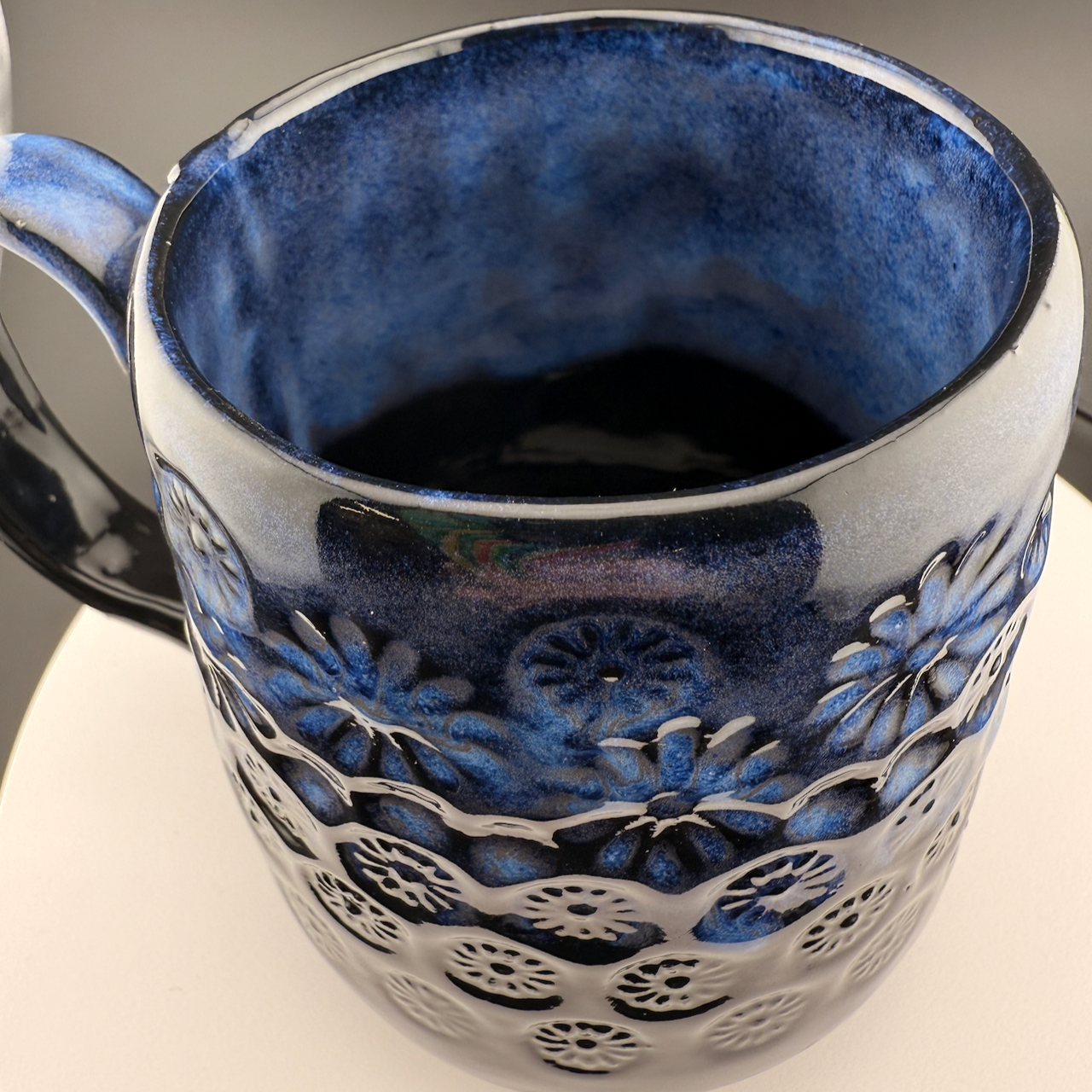 Electric Blue Daisy Mug