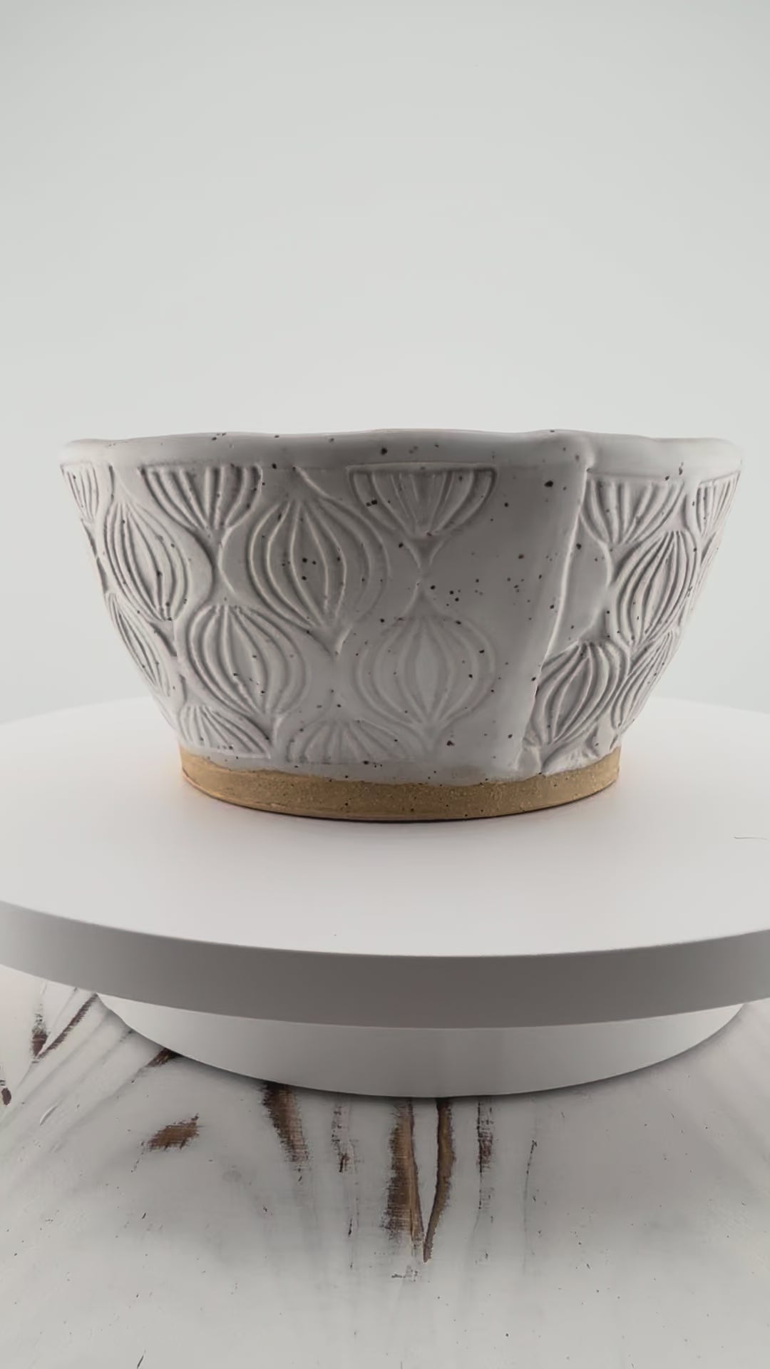 White Ogee Oatmeal Bowl